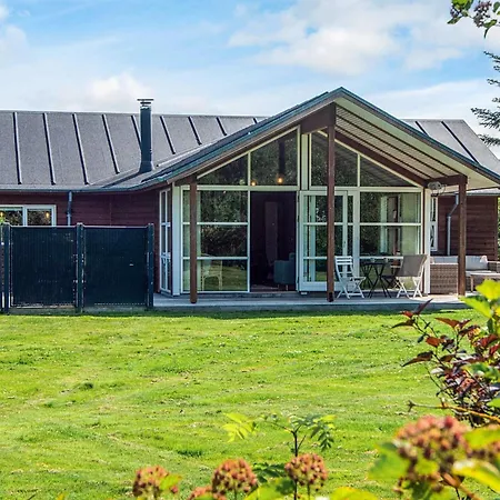 4 Star Holiday Home In Glesborg
